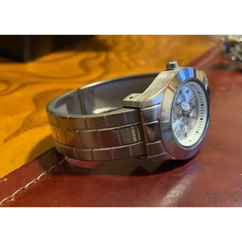 Women's 28mm Charming Charlie Watch, Bangle Bracelet Band, Silver Tone